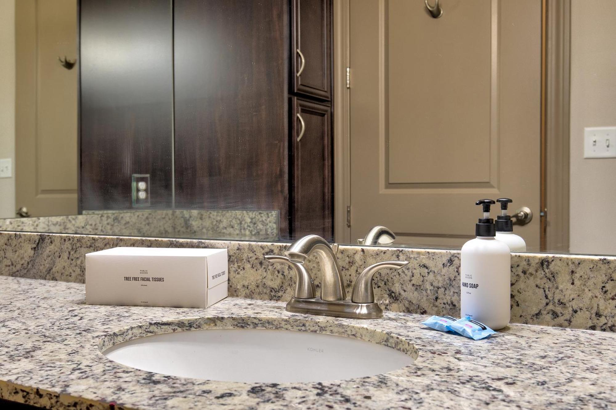 Kasa Central West End St Louis Richmond Heights Стая снимка
